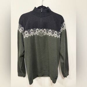Dale of Norway Moritz Sweater Men’s SZ XXL
Charcoal and green Quarter Zip